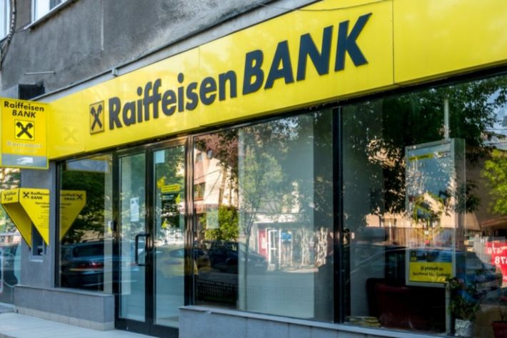 Raiffeisen Bank a lansat noi pachete de cont curent pentru clienții IMM