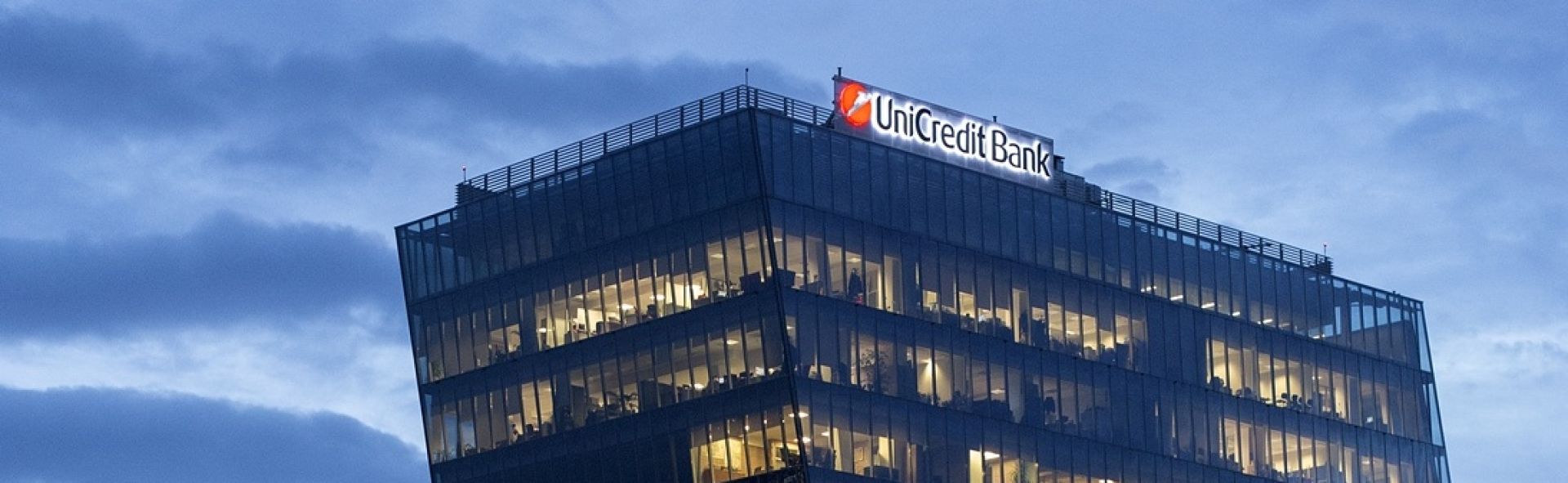 UniCredit Bank majorează până la 8% dobânzile pentru depozite