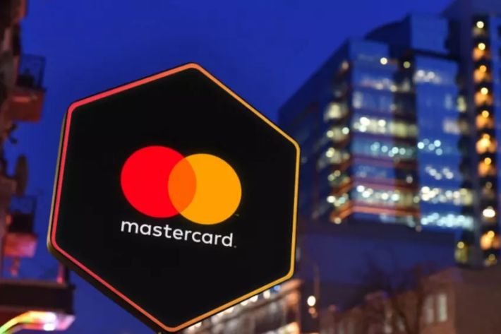 Mastercard Bank of the Year: Cititorii votează cea mai populară bancă a anului