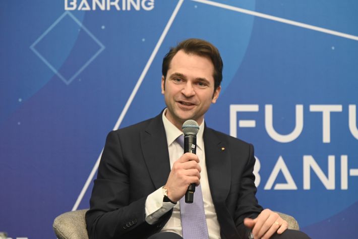 Sebastian Burduja: „Sectorul bancar a mobilizat sectorul public”