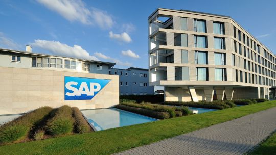 Cum sprijină SAP dezvoltatorii din domeniul inteligenței artificiale generative