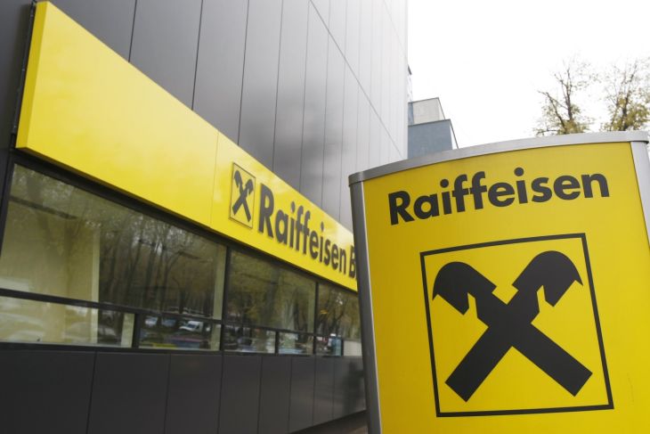 Raiffeisen Bank a majorat dobânzile la depozite