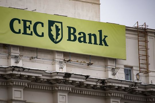CEC Bank lansează retragerile contactless la peste 550 de bancomate
