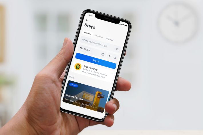 Revolut opens doors to homes around the world, as it launches holiday home rental service