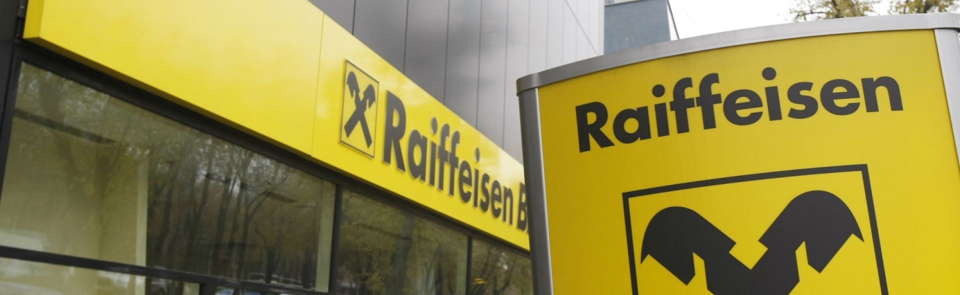 Raiffeisen Bank majorează dobânzile la depozite