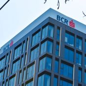 BCR are 2 milioane de utilizatori de internet banking și mobile banking