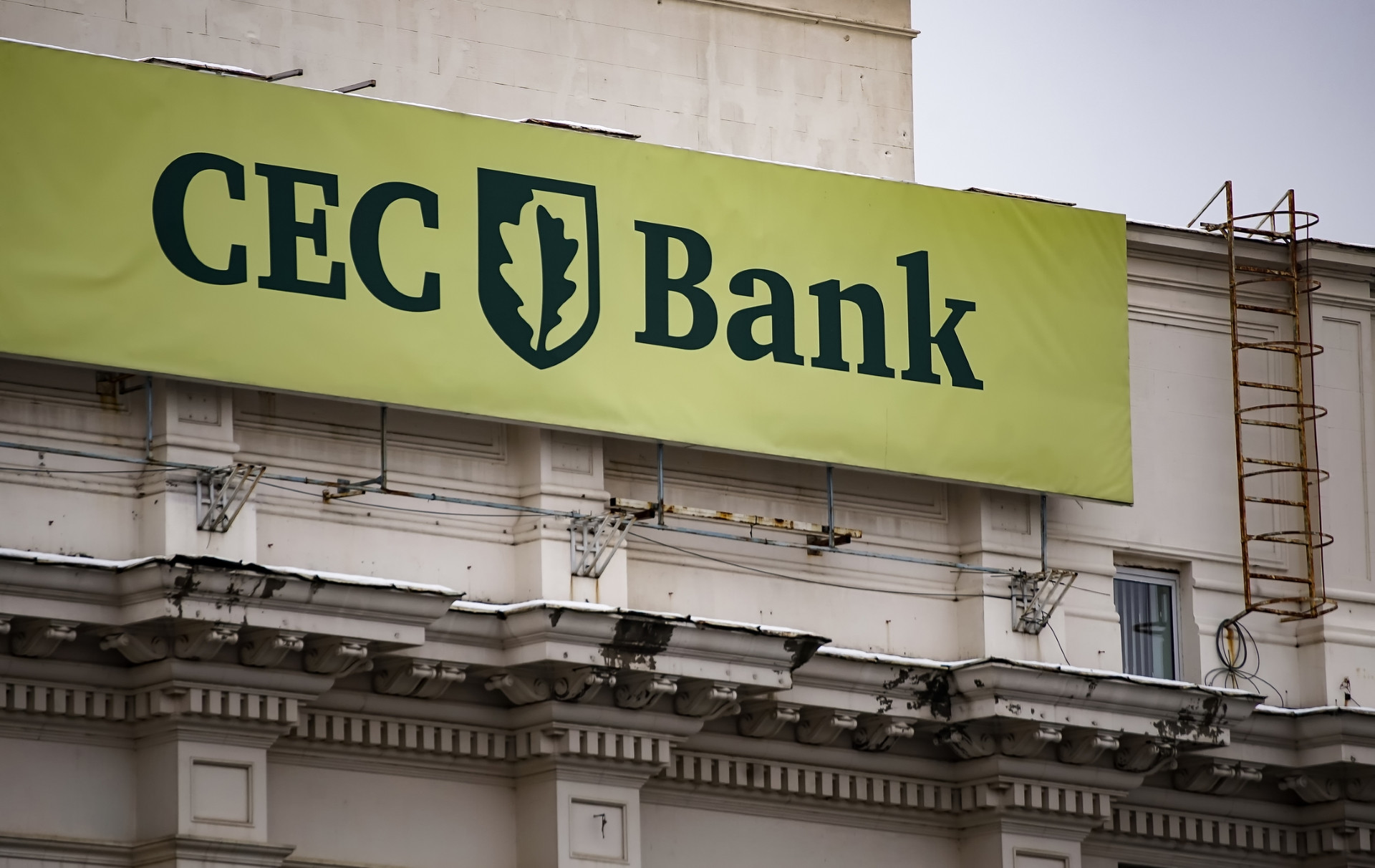 1 Credit Din 4 Acordate De CEC Bank Este Digital